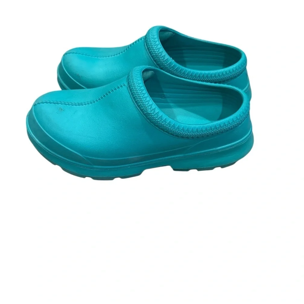 Uggs Teal Slip-On Shoes - Picture 2 of 5